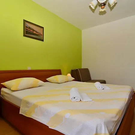 Apartments Mustapic Makarska Exterior foto
