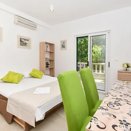 Apartments Mustapic Makarska Exterior foto