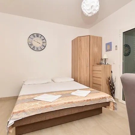 Apartments Mustapic Makarska Exterior foto